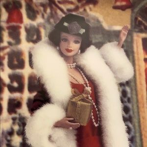 Hallmark Holiday Voyage Barbie Collector’s Plate